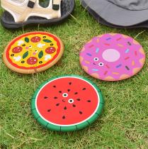 【550円均一】ピザ／スイカ／ドーナツ型の シリコン製 フリスビー／KIKKERLAND KIDOKI【3/1雑貨MD】（68％OFF）