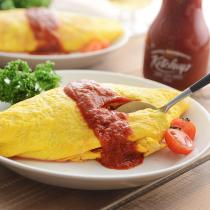 トマトのおいしさを凝縮した 濃厚オーガニックケチャップ 300g／カーティスブラザーズ【7/10雑貨MD】（40％OFF）