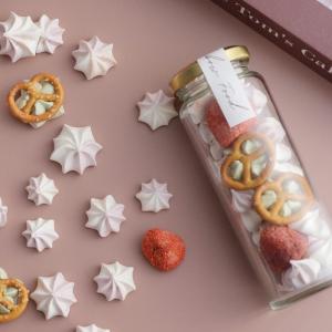 春を届けるメレンゲクッキー瓶 いちご瓶／Rainbow Food