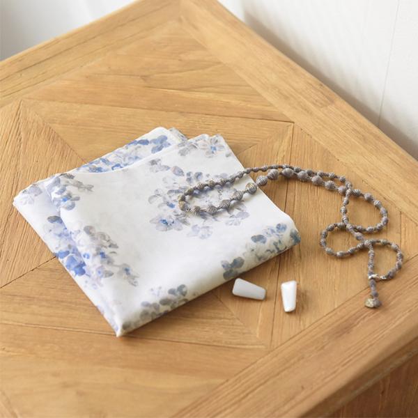 otsuki yumi スカーフ使いできるハンカチ 【プチ】 