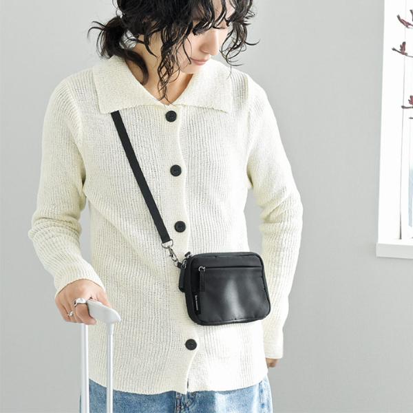 bon moment 家族分のパスポートが入る スキミング防止 パスポートケース／ボンモマン