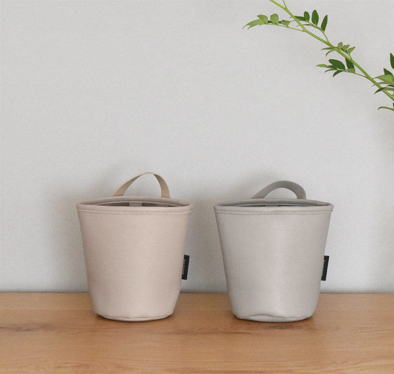 bon moment 汚れが気になりにくいフェイクレザー 吊り下げられる ゴミ箱/ボンモマン