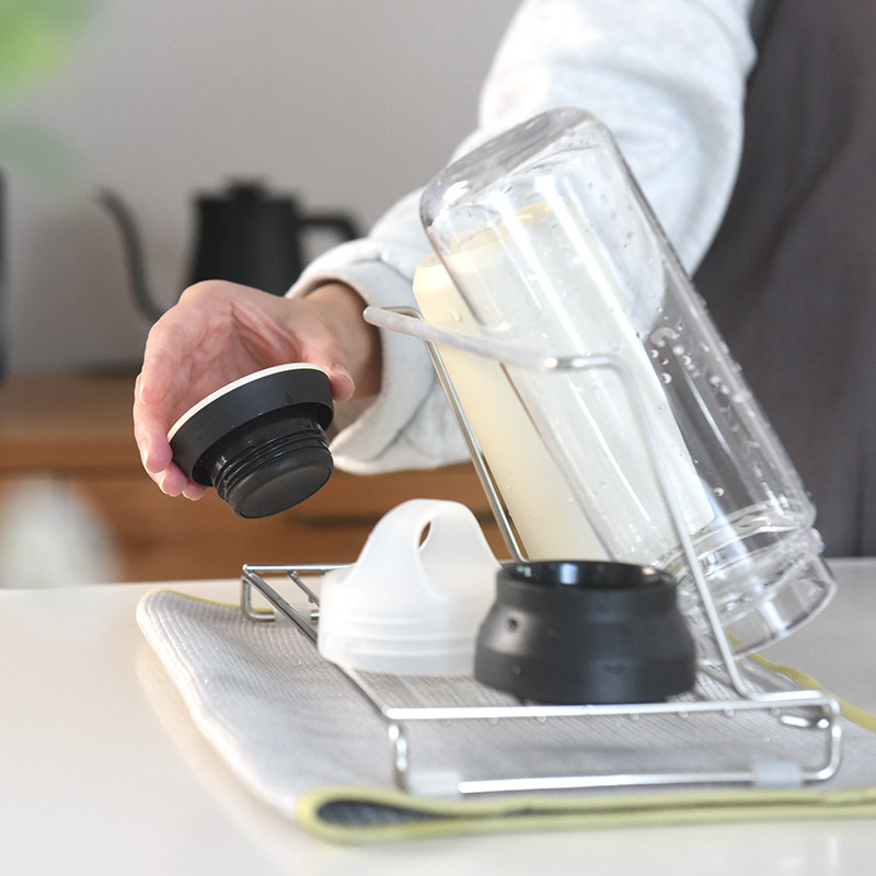 パーツもしっかり乾く たためるボトルスタンド