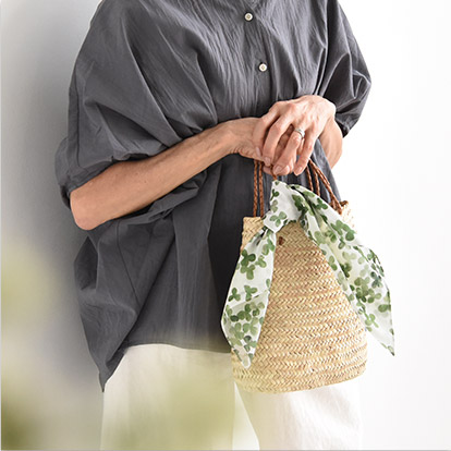 otsuki yumi スカーフ使いできるハンカチ 【プチ】