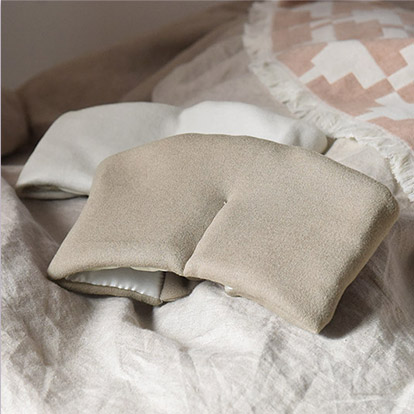 bon moment 耳まで覆ってくれる ぐっすり眠りたい日のシルクアイマスク 遮光 日本製 遮光率99.99％ボンモマン