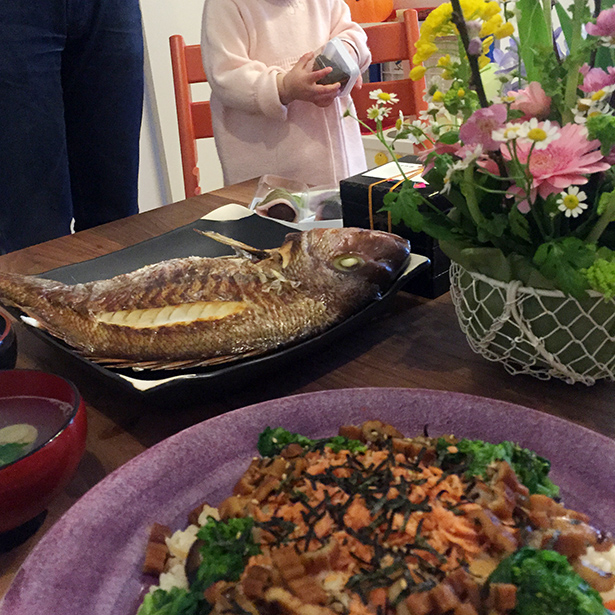 ひな祭りのちらし寿司ケーキ ~幼児むけアレンジ