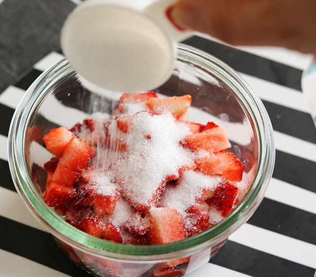 苺の季節到来!「WECKで作る苺のムース」