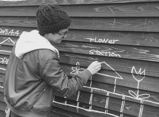 【プランツデザイナー富阪基さんに聞く植物のある暮らし・1】 　鉢植えからはじめる、プチガーデニング