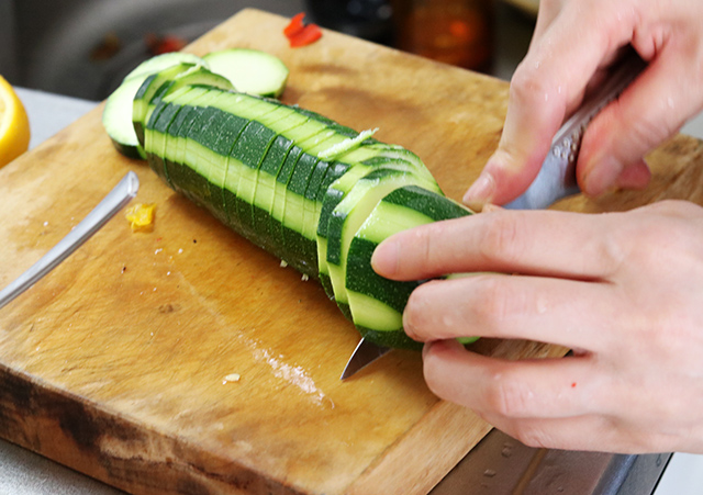 【フランス風おもてなし料理 第1回】パプリカとズッキーニの南仏風マリネ