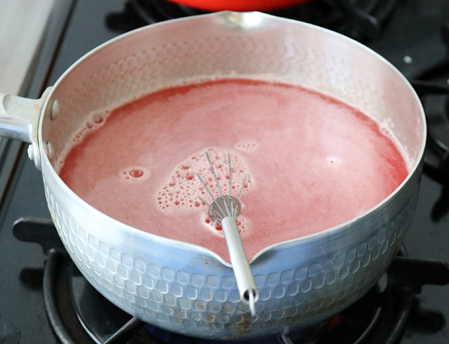 見ても食べてもスイカ!なゼリーで夏を演出