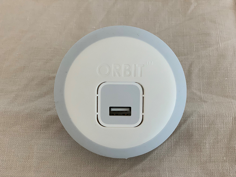 iPhoneの方必見!ORBIT〈オービット〉でスマホ充電の収納を見直そう。