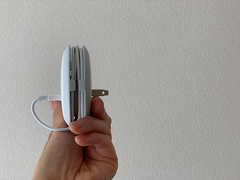 iPhoneの方必見!ORBIT〈オービット〉でスマホ充電の収納を見直そう。