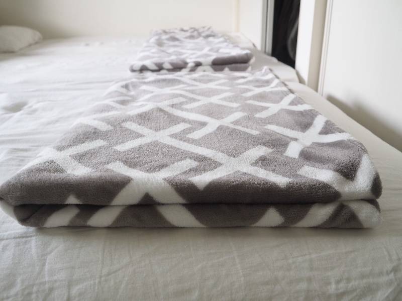 今年は北欧ライクな総柄デザインが仲間入り!「伝説の毛布」で秋冬じたくをはじめよう。