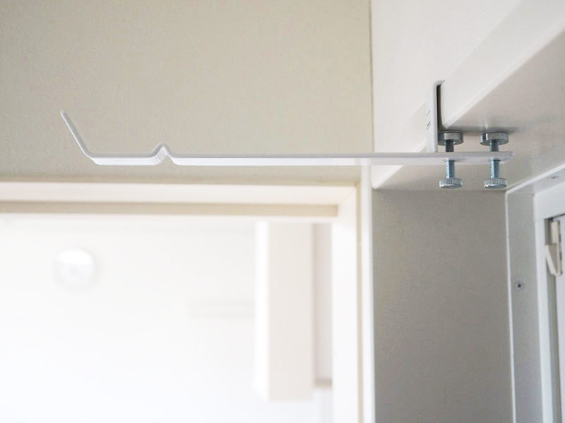 干す場所が足りないときの救世主!「tower 室内干しハンガー」で洗濯物を干すスペースを増やそう