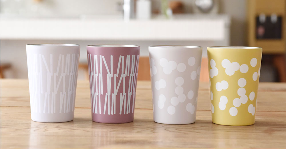 コンビニコーヒーそのままIN。飲み切るまで氷が生きてる幸せ♪ 「ボンモマン 保冷タンブラー」使用レポ