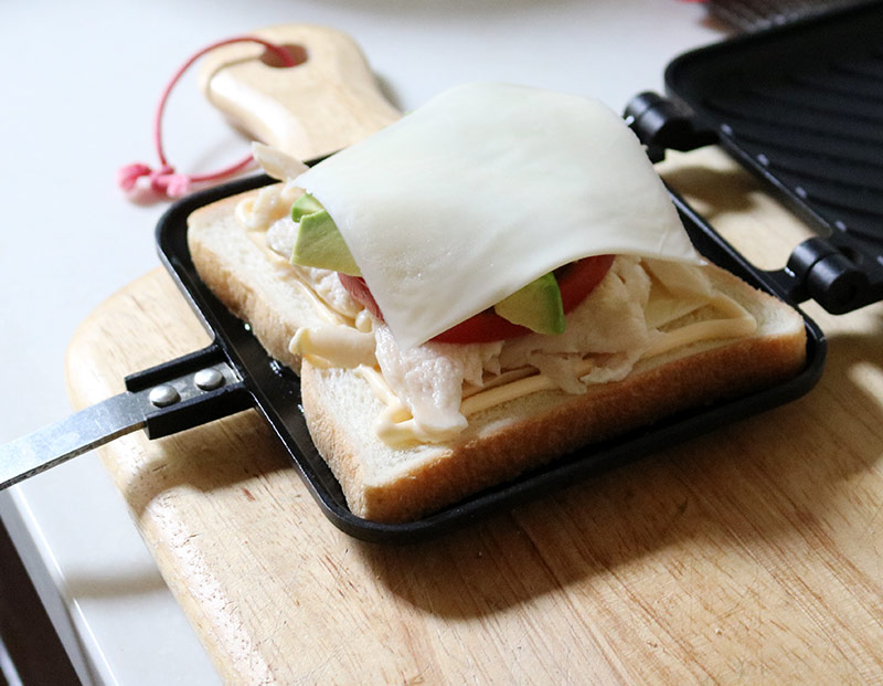 おうち時間の楽しみ方、直火式ホットサンドメーカーを楽しもう!【前編】