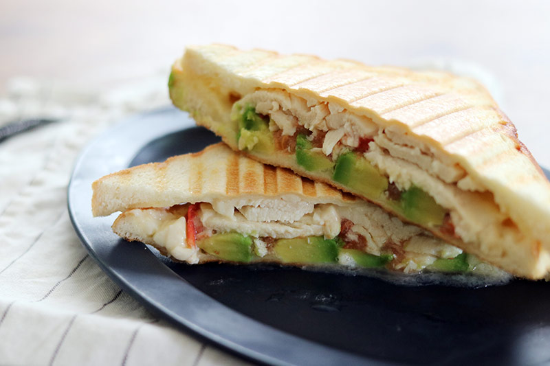 おうち時間の楽しみ方、直火式ホットサンドメーカーを楽しもう!【前編】