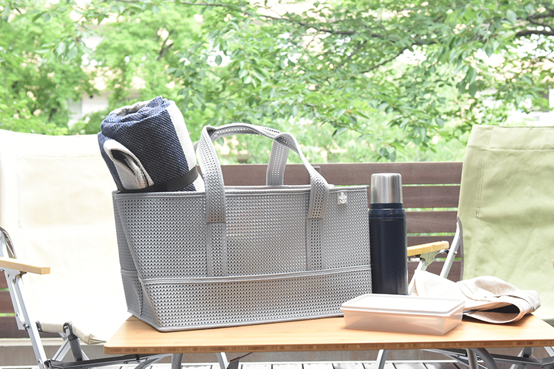 夏のレジャーに使いたい!「ライトコンテナバッグ」インスタグラマーさん使用レポ