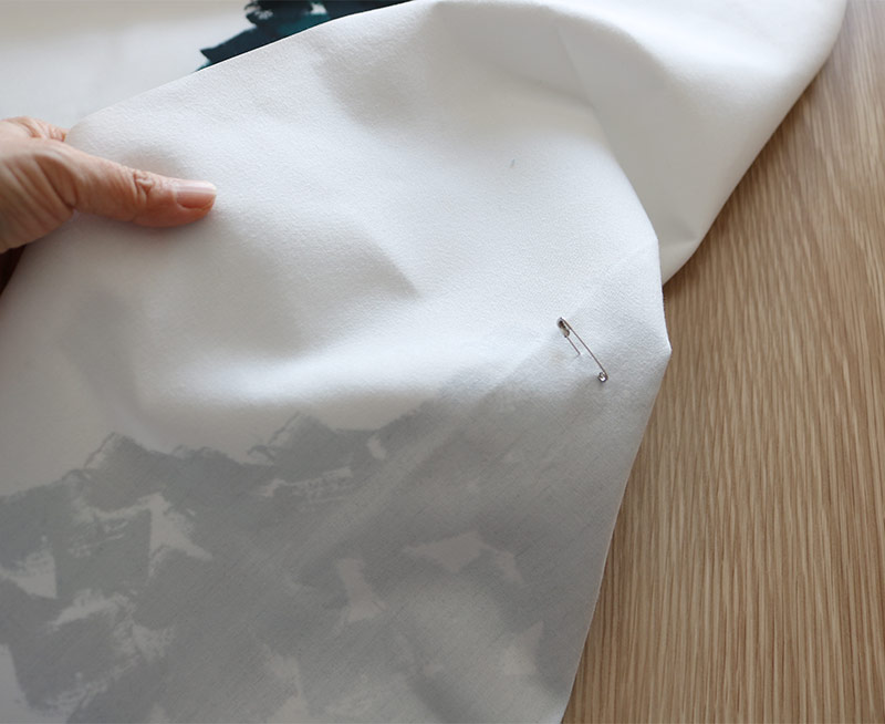 リビングの壁を有効活用!北欧テイストの「クリスマスタペストリー」でもっと楽しむおうちクリスマス