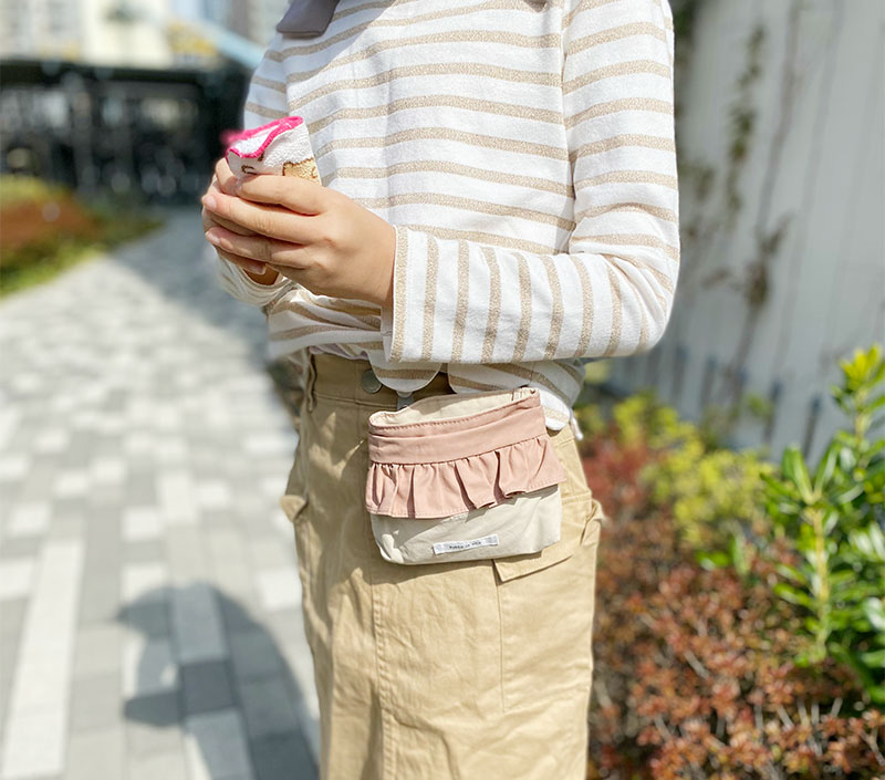 小学生の必須アイテム!どんな洋服にもあわせやすく、使いやすい北欧テイストの「移動ポケット」