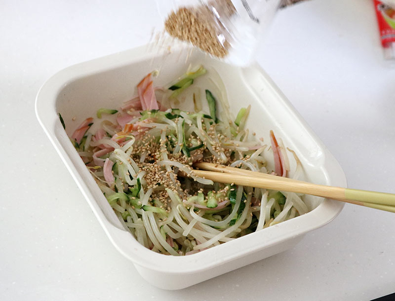 レンチンであと一品が気軽に叶う!副菜からメイン料理もこなせる「コランダー」の使い方