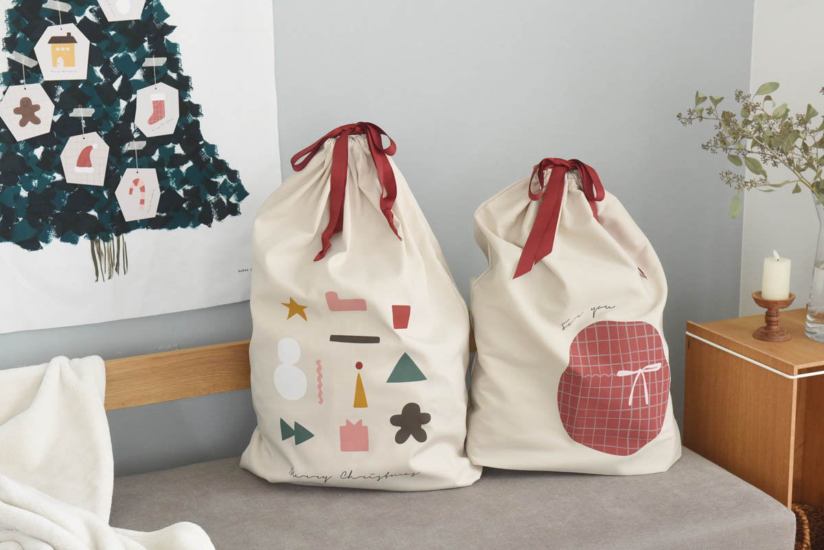 クリスマス気分が一気に盛り上がる！「クリスマスツリー タペストリー」を飾ったインスタグラマーさんの素敵なお部屋をご紹介