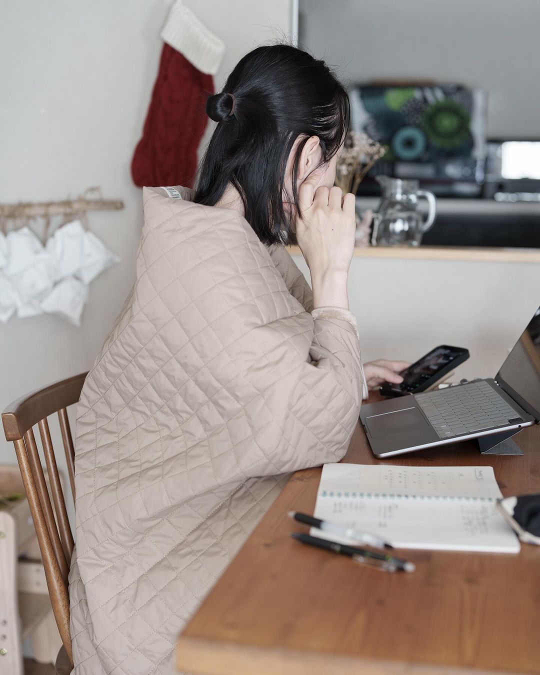 年末年始のお出かけにも!室内屋外、どこでも使える「電気ブランケット」インスタグラマーさんのご使用風景