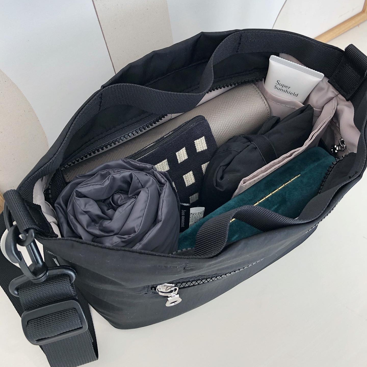 子どもとのバタバタ旅行から公園まで!整頓上手なバッグがあれば慌てません【インスタグラマーさんのもの選び】