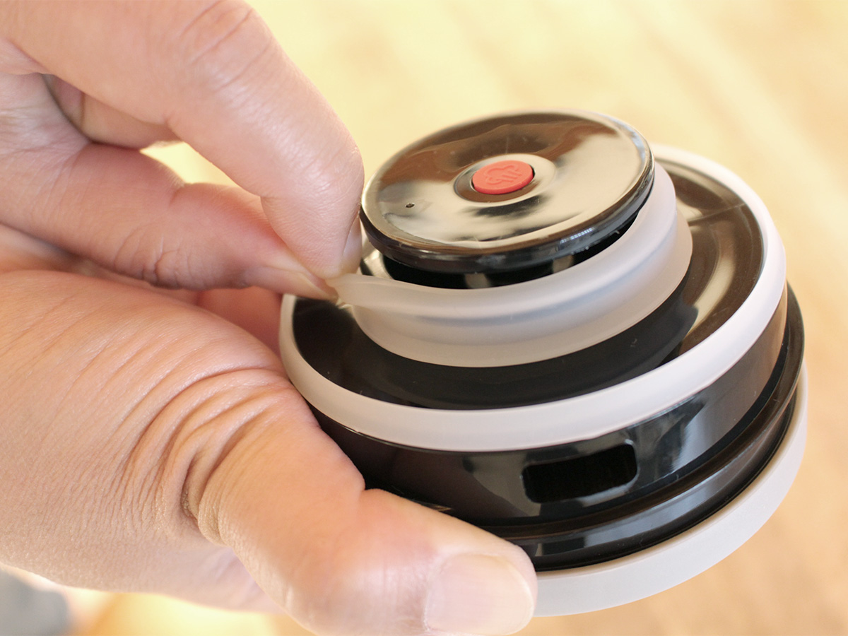 サイズ感が絶妙。寒い日に温かいお茶をすぐそばに「bon moment 卓上ポット」