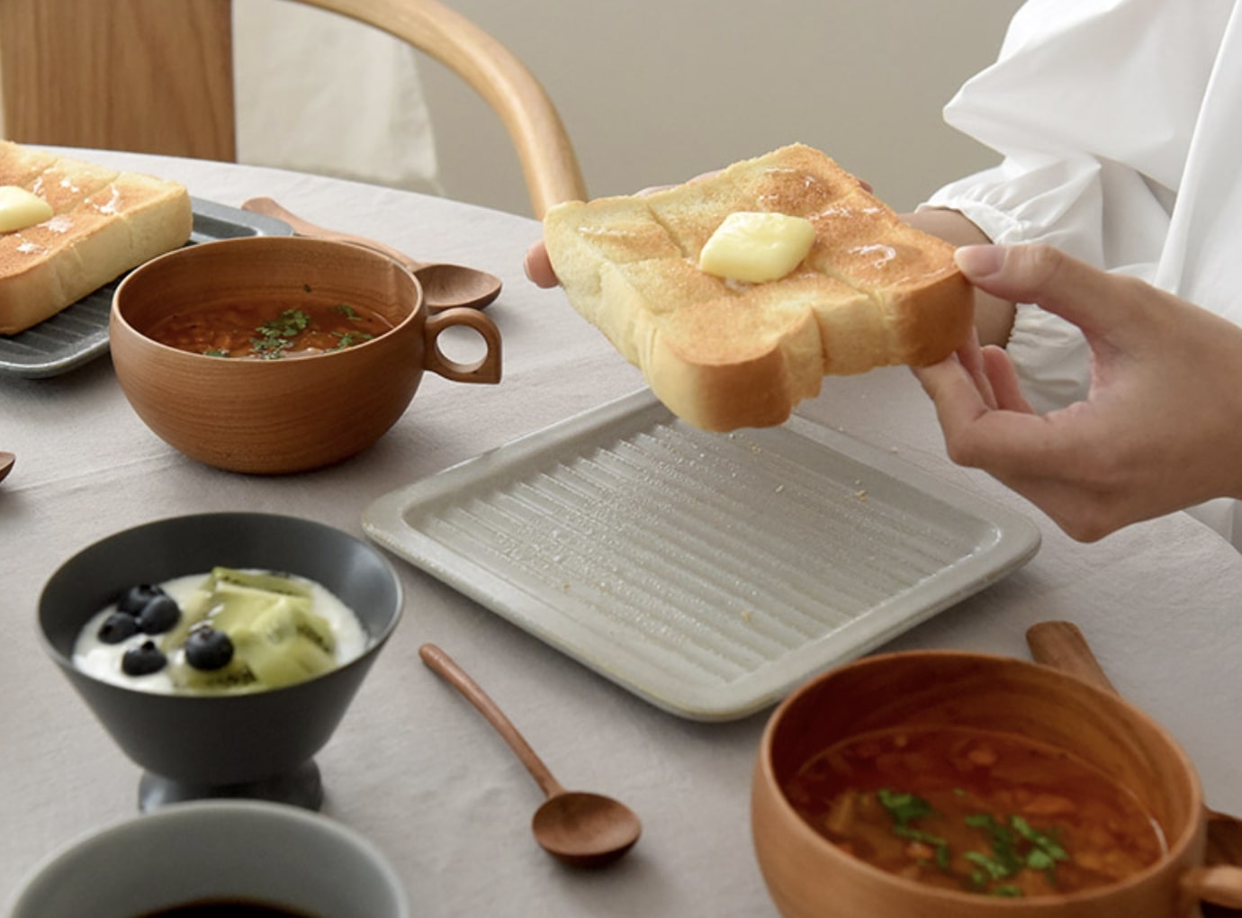 ずーっとサクサク！絶品トースト皿ではじめる「モチベ朝食」のススメ【インスタグラマーさんのもの選び】