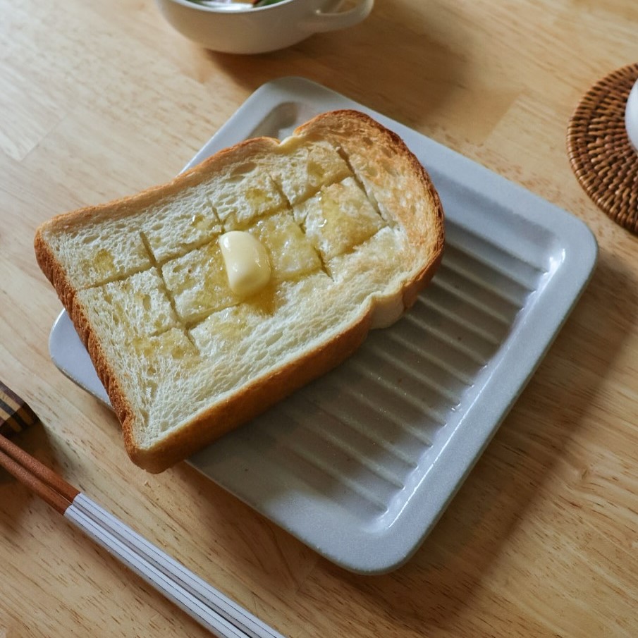 ずーっとサクサク！絶品トースト皿ではじめる「モチベ朝食」のススメ【インスタグラマーさんのもの選び】