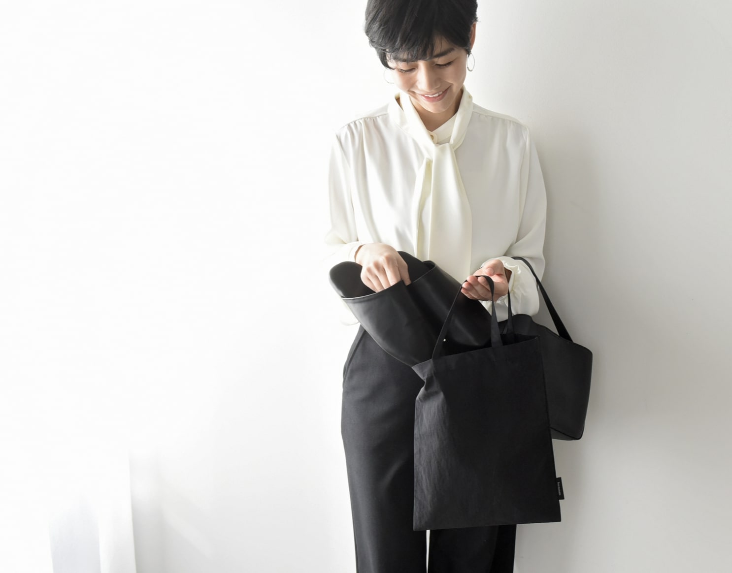 「履ければなんでもいい」はNG！学校行事はパパもママも綺麗に履けて、疲れにくいスリッパを【インスタグラマーさんのもの選び】