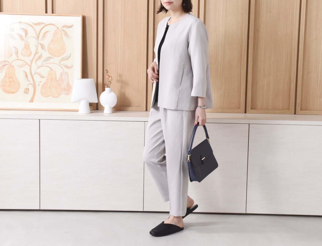 「履ければなんでもいい」はNG！学校行事はパパもママも綺麗に履けて、疲れにくいスリッパを【インスタグラマーさんのもの選び】