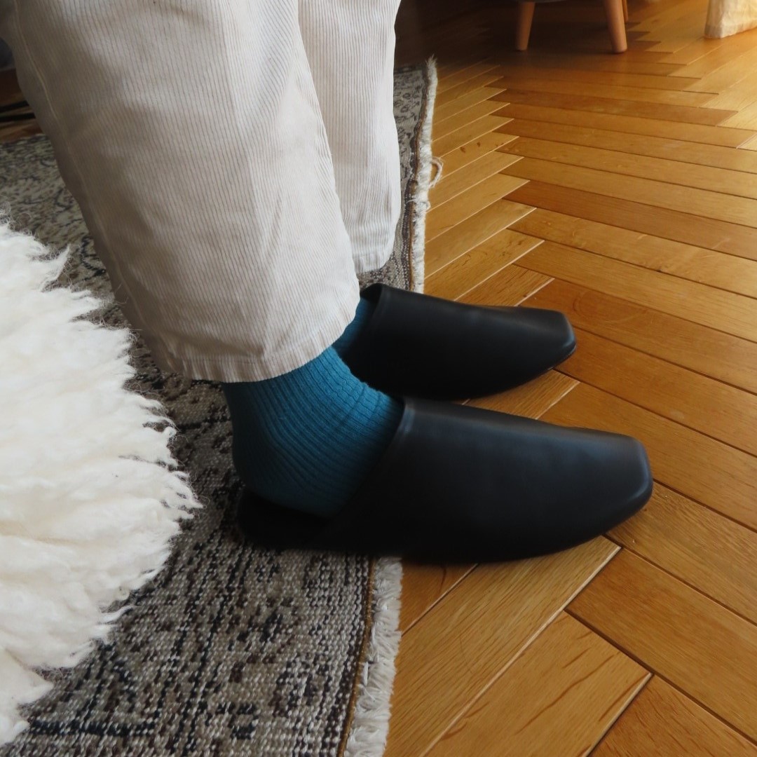 「履ければなんでもいい」はNG！学校行事はパパもママも綺麗に履けて、疲れにくいスリッパを【インスタグラマーさんのもの選び】