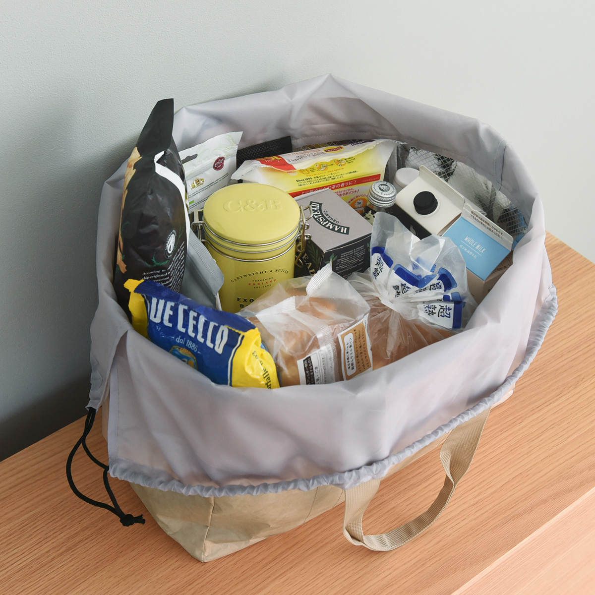 スタッフの愛用品「買い物かごバッグ」。気分は海外マルシェな今季新作を徹底レポート！