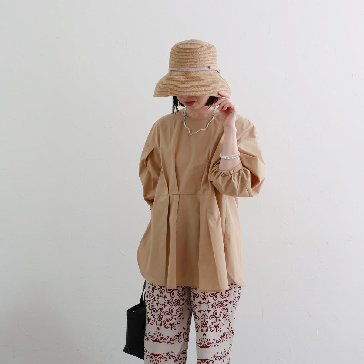 ぽかぽか陽気にベストな一着、新登場！おでかけ気分を盛り上げるブラウスコーデ