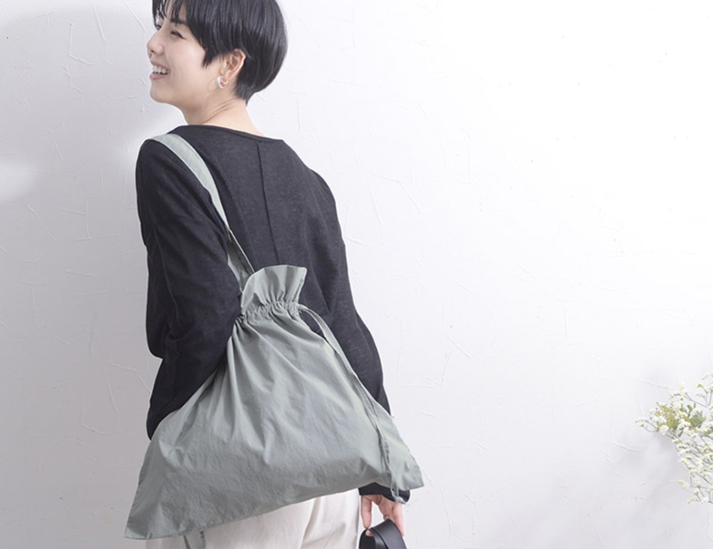 1日400個売れた！旅行の前に知っておきたい巾着サブバッグ人気の秘密【インスタグラマーさんのもの選び】