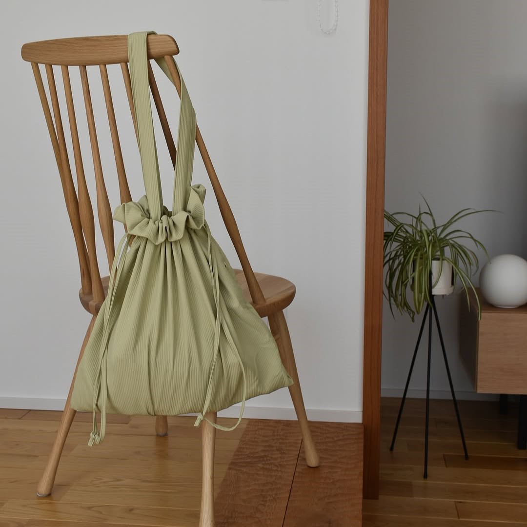 1日400個売れた！旅行の前に知っておきたい巾着サブバッグ人気の秘密【インスタグラマーさんのもの選び】