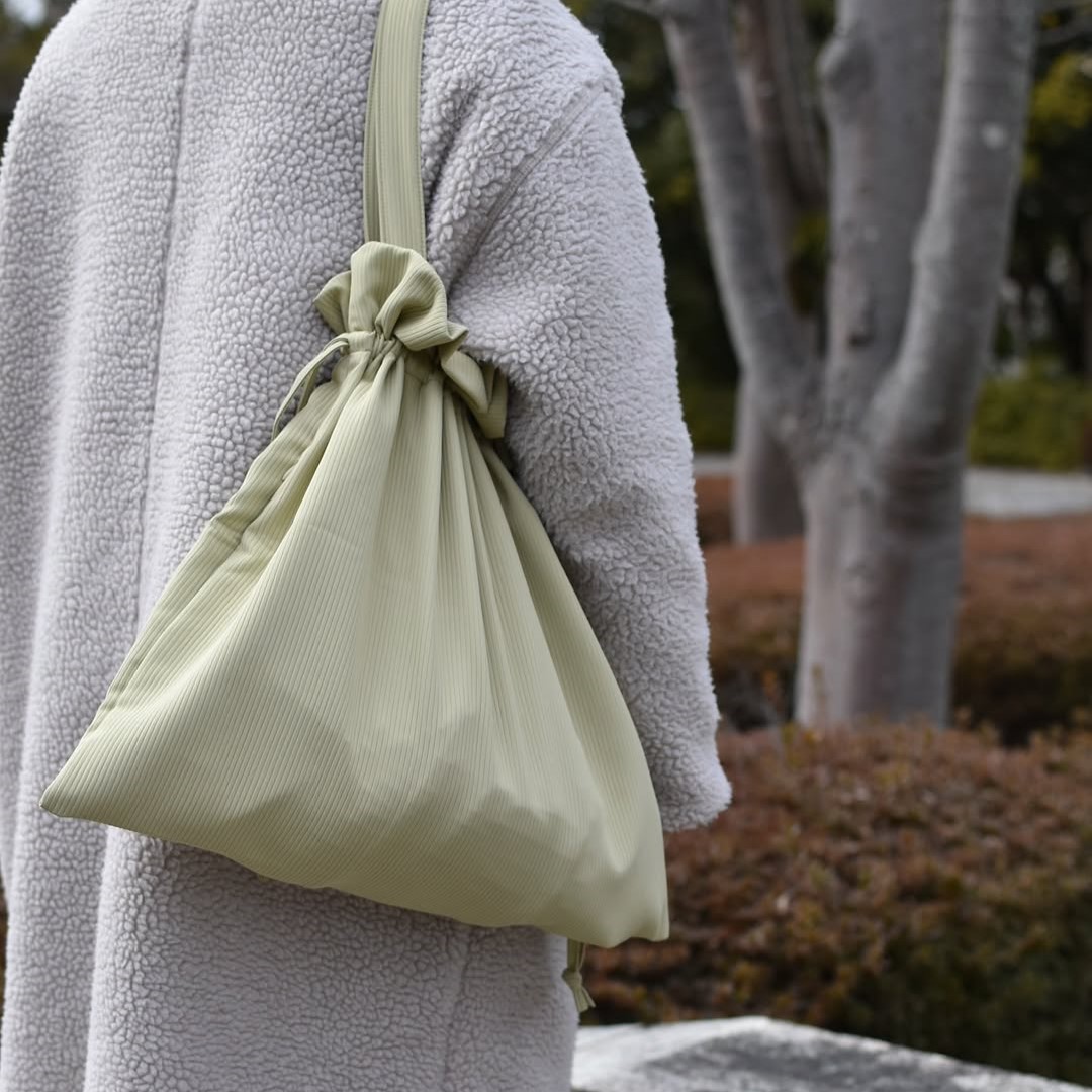 1日400個売れた！旅行の前に知っておきたい巾着サブバッグ人気の秘密【インスタグラマーさんのもの選び】