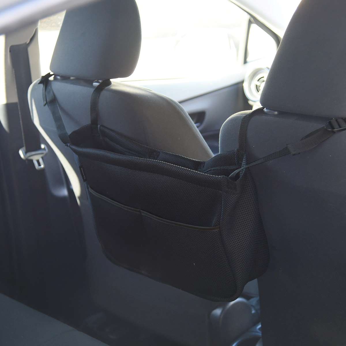 ここにあったら便利！を実現。車生活をもっと快適にするカーポケット【スタッフレビュー】