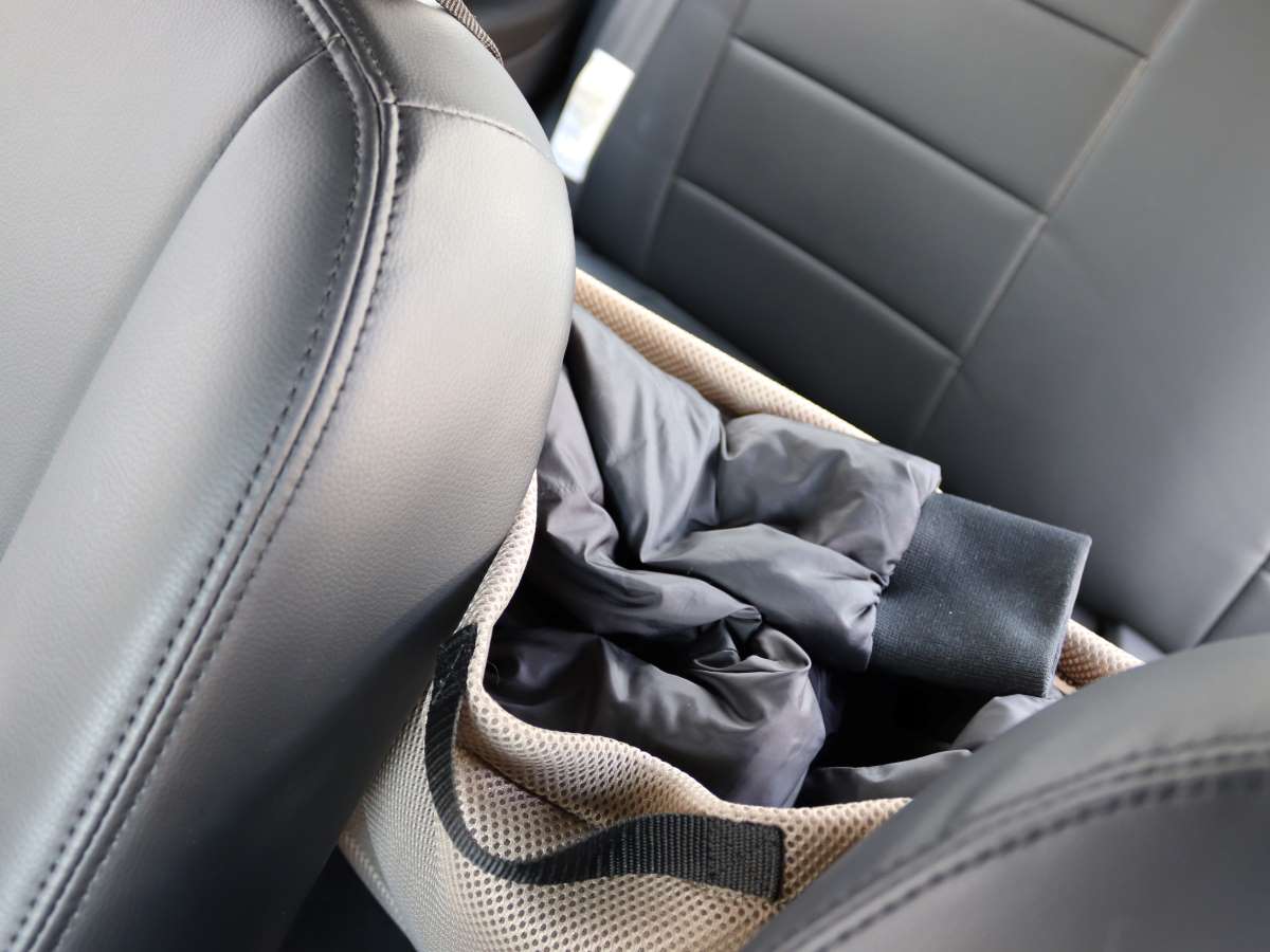 ここにあったら便利！を実現。車生活をもっと快適にするカーポケット【スタッフレビュー】