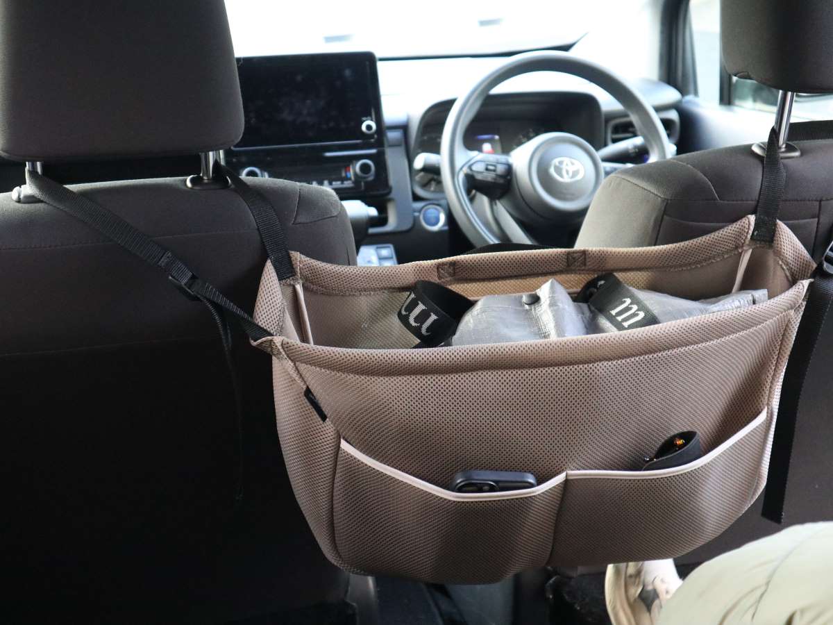 ここにあったら便利！を実現。車生活をもっと快適にするカーポケット【スタッフレビュー】
