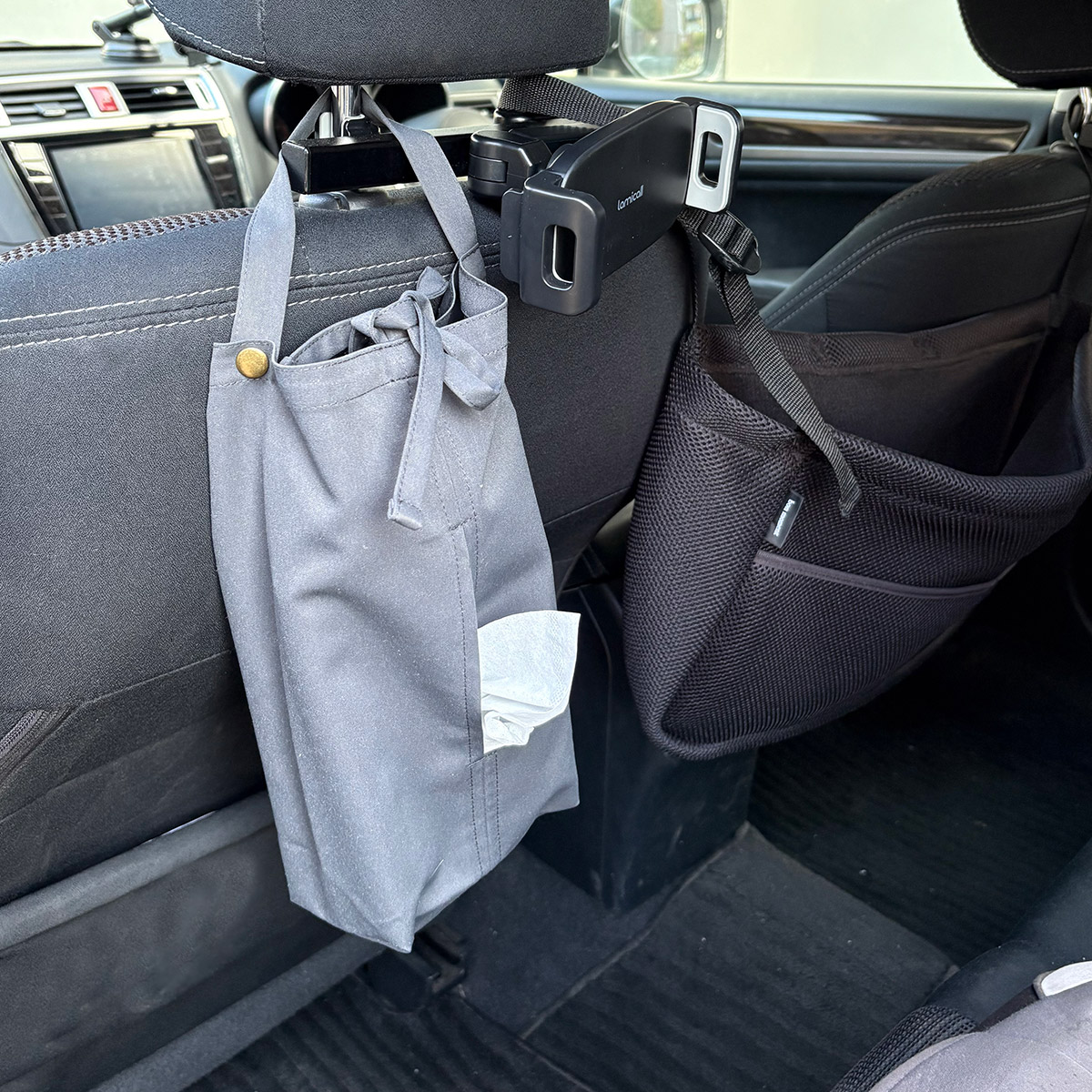 ティッシュまる見えから卒業。「吊るせるティッシュケース」を鼻炎持ちスタッフ3名がお家に迎えてみた