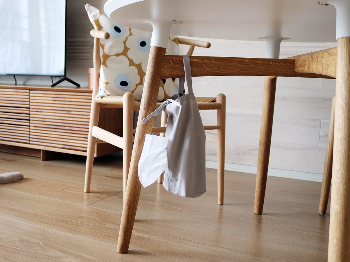 ティッシュまる見えから卒業。「吊るせるティッシュケース」を鼻炎持ちスタッフ3名がお家に迎えてみた