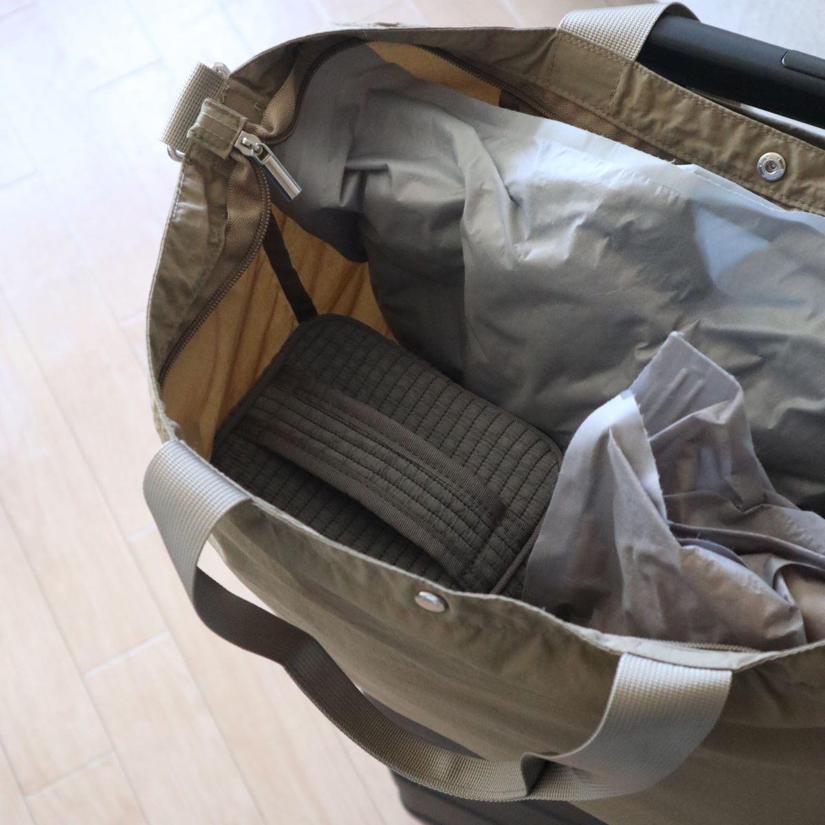 このヴィンテージ感が人気のヒミツ。今注目の「ヌビ風バニティ」スタッフ3名のリアルレポ