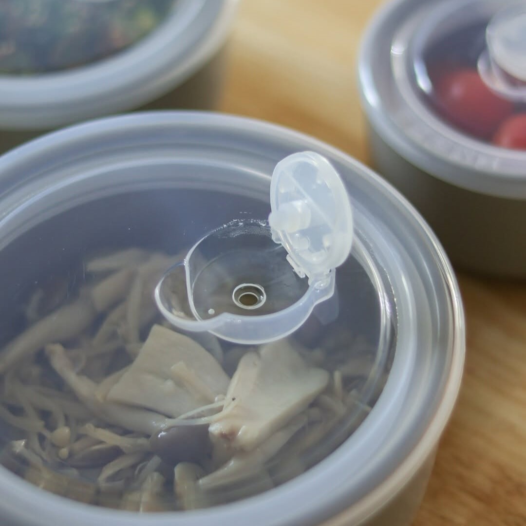 移し替え不要＆温め直しもラク！お皿になる保存容器が忙しい日の味方【インスタグラマーさんのもの選び】