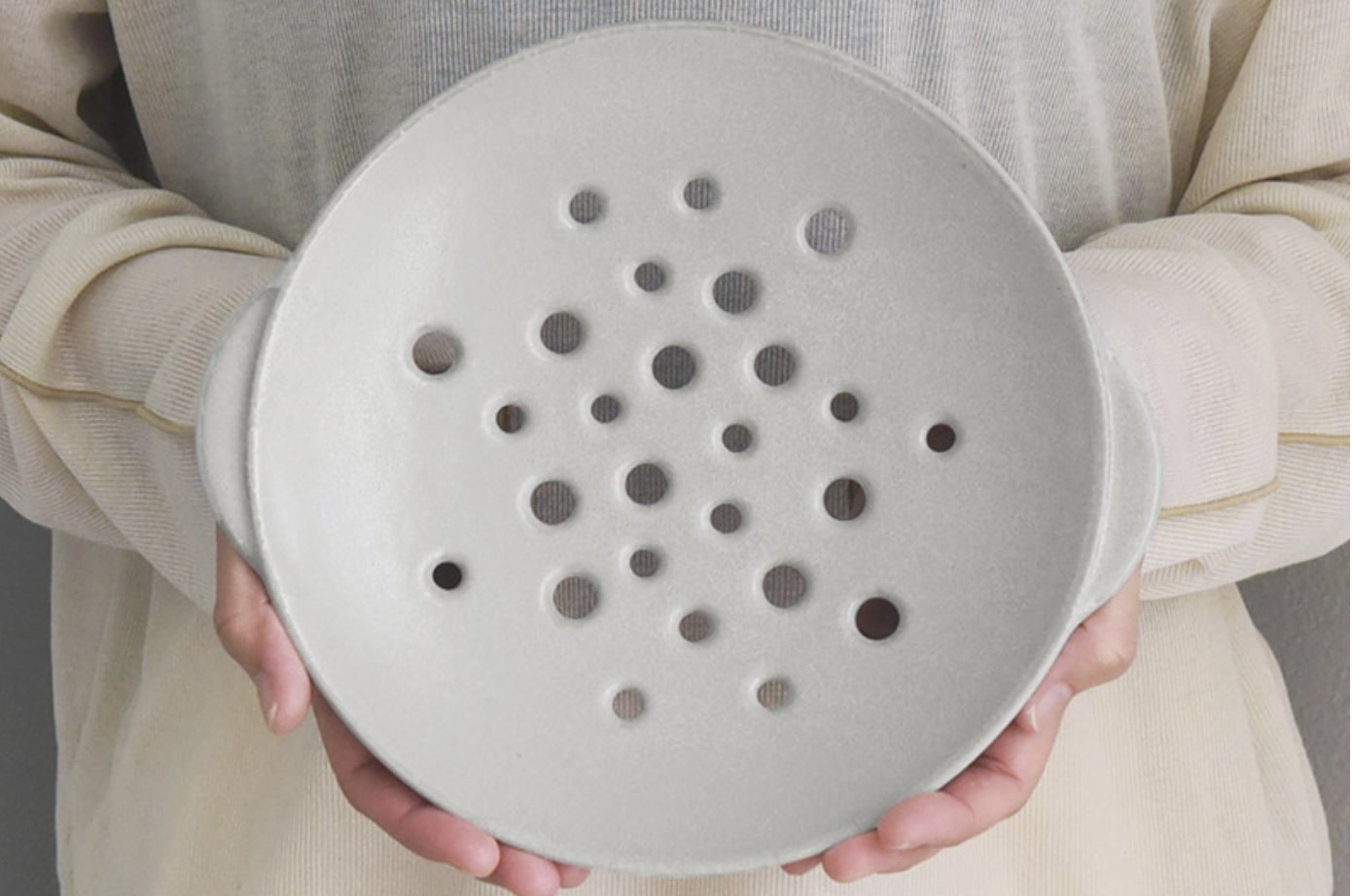 気になる蒸篭（せいろ）に手が出せない方へ。お手入れ＆収納問題も解決した、インスタグラマーさん絶賛の蒸し皿はいかが？