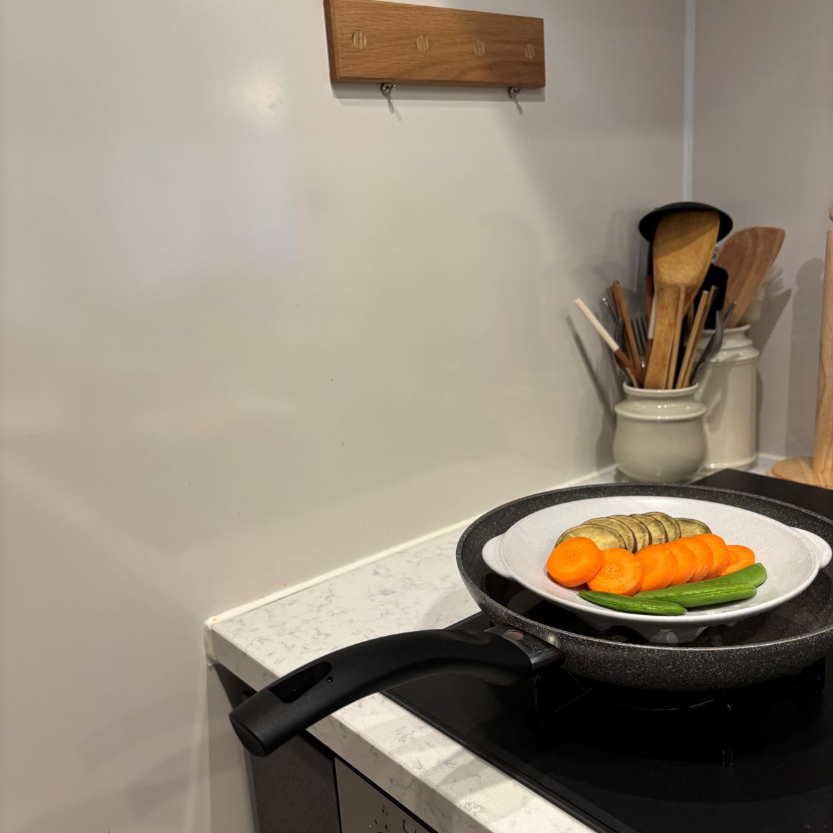 気になる蒸篭（せいろ）に手が出せない方へ。お手入れ＆収納問題も解決した、インスタグラマーさん絶賛の蒸し皿はいかが？