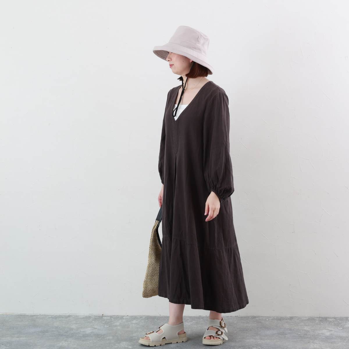 【日差し対策グッズ】紫外線はすでにピーク！？夏を乗り切るファッション小物3選