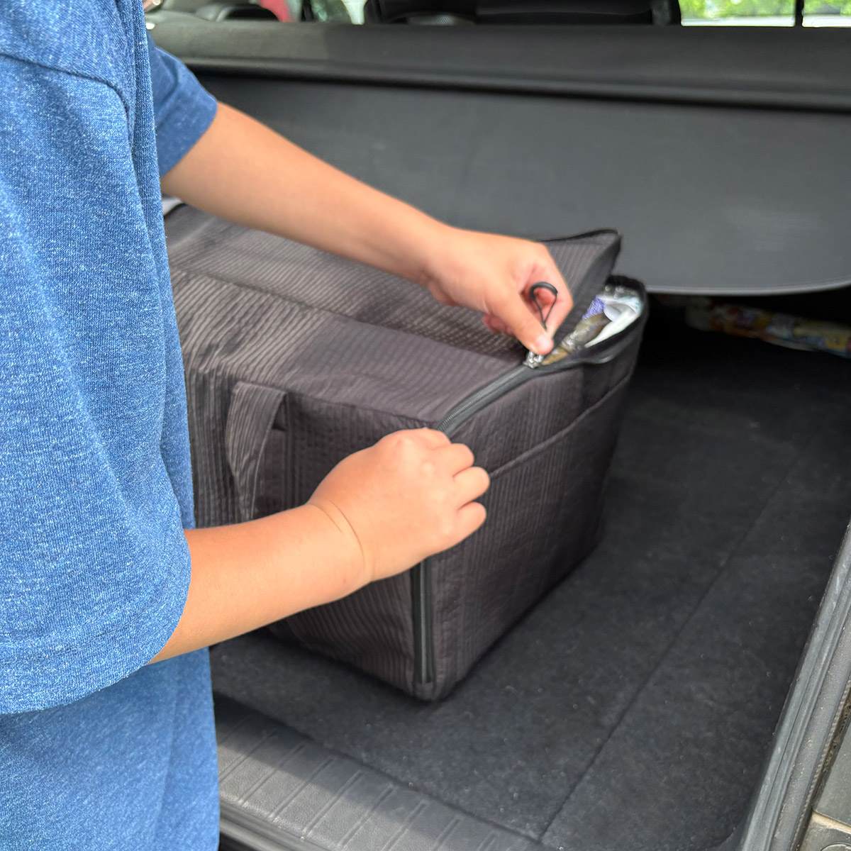 Myレジカゴ丸ごと保冷！真夏の車も安心、新作「レジかご保冷バッグ」のスタッフ愛用レポ